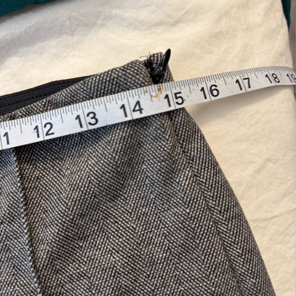 Ann Taylor Herringbone Wide Leg Trousers 32” inseam Stretch Waist Career Pants - Picture 3 of 6